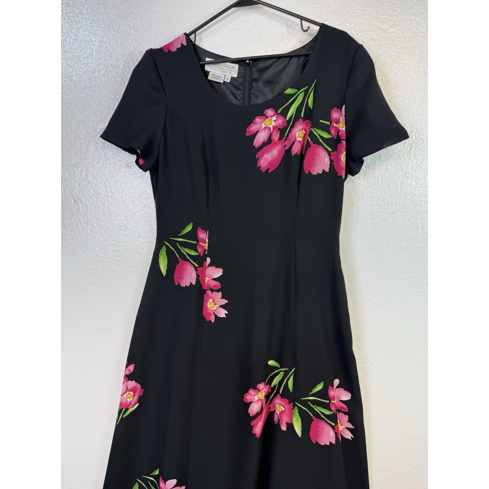 Maggie London Dress Sz 12 Black Floral Print Fit & Flare Lined Zip Up Padded - Picture 2 of 9